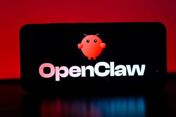 Agente de inteligencia artificial OpenClaw prohibido en oficinas públicas de China