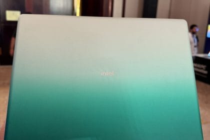 Portátil de referencia Intel Wildcat Lake con cuerpo de aluminio
