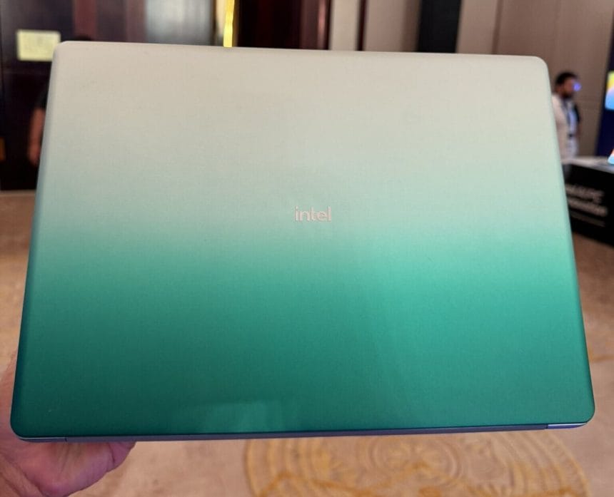 Portátil de referencia Intel Wildcat Lake con cuerpo de aluminio