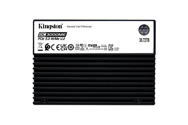 Kingston DC3000ME SSD de 30,72 TB para centros de datos