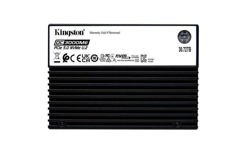 Kingston DC3000ME SSD de 30,72 TB para centros de datos