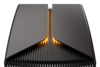 Logotipo de Seagate sobre fondo oscuro