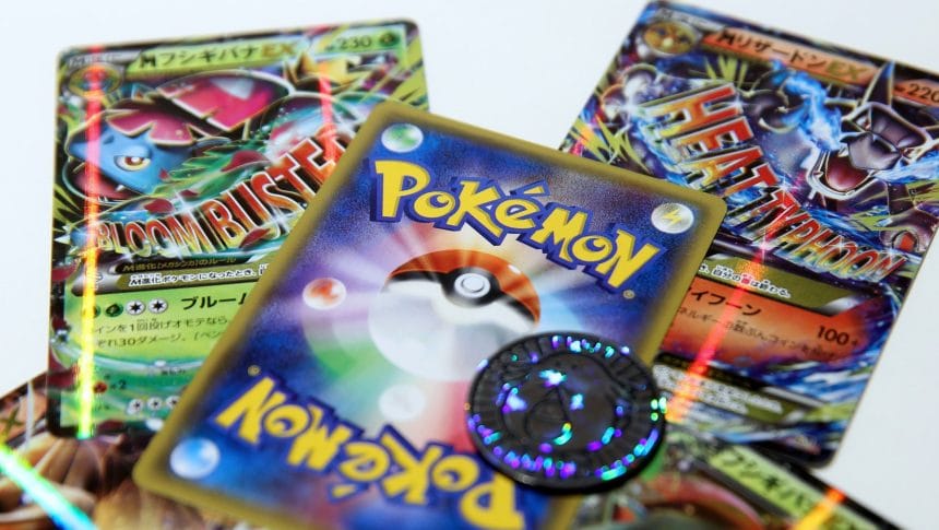 Cartas de la expansión Ninja Spinner de Pokémon en Bic Camera