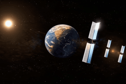 Satélites recolectando energía solar en órbita geosincrónica para alimentar centros de datos de Meta