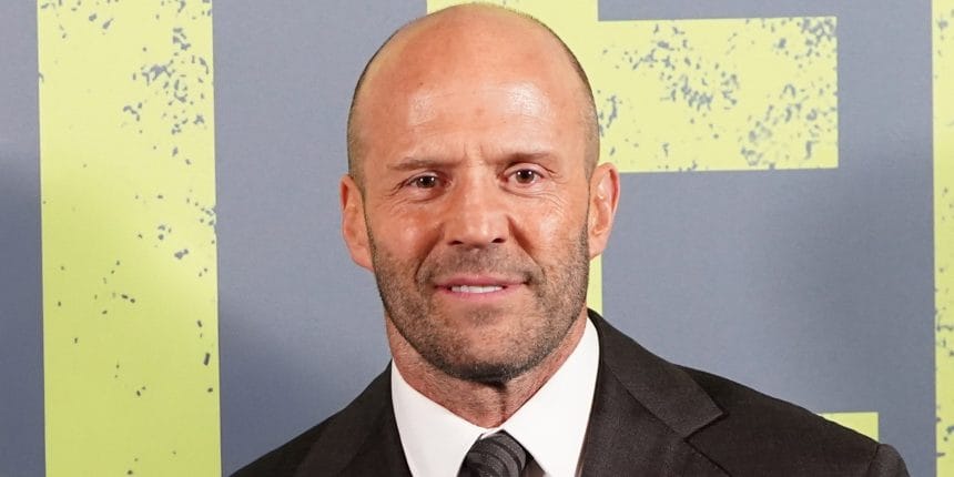 Jason Statham en escena de The Beekeeper