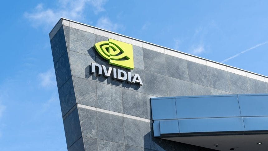 NVIDIA logo en una placa base