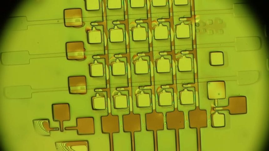 Celdas de DRAM fabricadas en un cobertizo