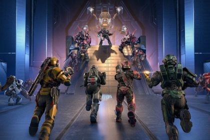 Jugadores enfrentándose a enemigos en el modo Firefight Gauntlet de Halo Infinite