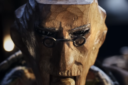 Pieza de stop-motion en madera representando un samurái