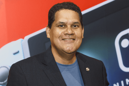 Reggie Fils-Aimé hablando en una conferencia