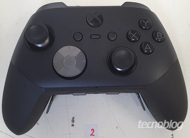 Mandos Xbox Elite Series 3 y mando Cloud Gaming filtrados